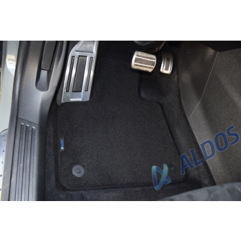 DS 7 (2017–>) – Czarne dywaniki samochodowe welurowe Gold PLUS – Standard