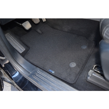 Ford Ranger Double Cab (2012–2022) – Czarne dywaniki samochodowe welurowe Gold PLUS – Standard
