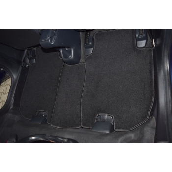 Honda HR-V (2015–2021) – Dywaniki samochodowe welurowe Economy – Na Zamówienie kolory do wyboru