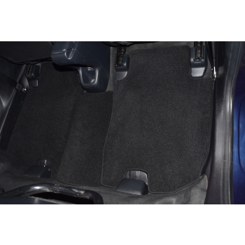 Honda HR-V (2015–2021) – Dywaniki samochodowe welurowe Platinum – Na Zamówienie kolory do wyboru