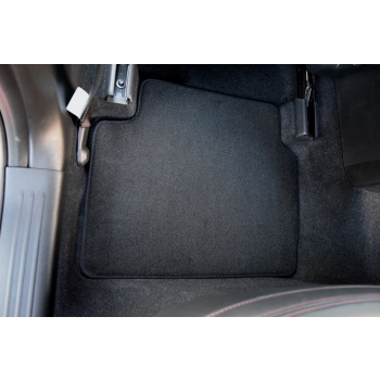 Mazda CX-5 (2017-2025) – Czarne dywaniki samochodowe welurowe Gold PLUS – Standard