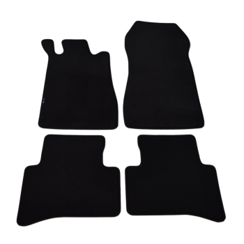 Mercedes-Benz C-Klasa (W202) (1993–2000) – Czarne dywaniki samochodowe welurowe Gold PLUS – Standard