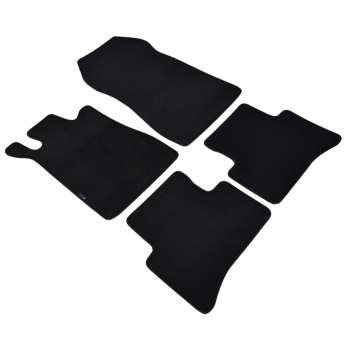 Mercedes-Benz C-Klasa (W202) (1993–2000) – Czarne dywaniki samochodowe welurowe Gold PLUS – Standard