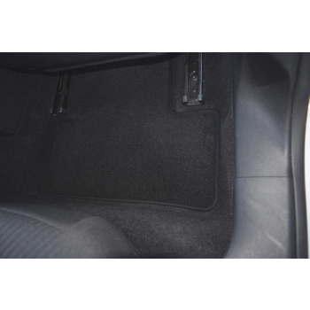 Peugeot 308 III kombi (2022–>) – Czarne dywaniki samochodowe welurowe Gold PLUS – Standard (G043)