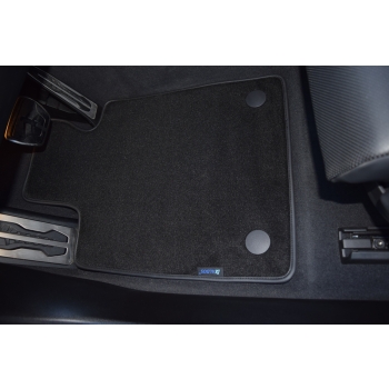BMW Seria 5 G60/G61 od 2023r. Dywaniki welurowe - GOLD - kolory do wyboru.