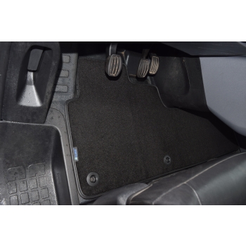 Citroen Jumpy od 16r. / Peugeot Expert od 16r. / Toyota ProAce od 16r. / Opel Vivaro od 19r. Dywaniki Welurowe RZ