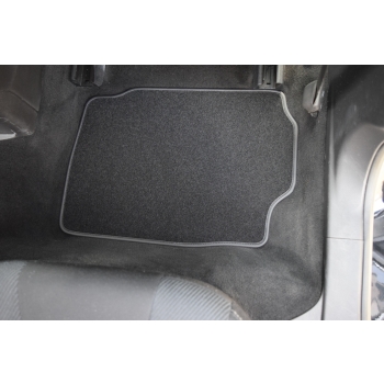 Ford Mondeo 2014-2021r. Dywaniki welurowe - SILVER - kolory do wyboru.