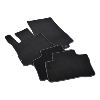 Mercedes GLC X253 od 2015r. Dywaniki welurowe - LUX - kolory do wyboru.