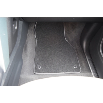 Land Rover Discovery Sport 2015-2019r. Dywaniki welurowe - SILVER - kolory do wyboru.