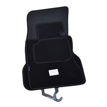BMW Seria 5 E60/E61 2003-2009r.  Dywaniki welurowe SILVER - WYPRZEDAŻ