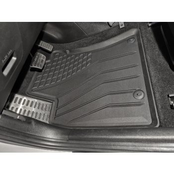Kia Ceed III (2018–>) – przednie gumowe dywaniki Amal Plast