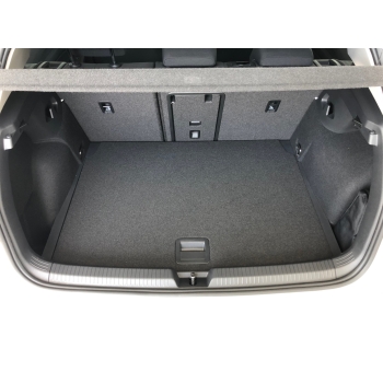 Gumowa mata bagażnika Gledring – VW Golf VIII HB 5d (2020–>) (górna podłoga)